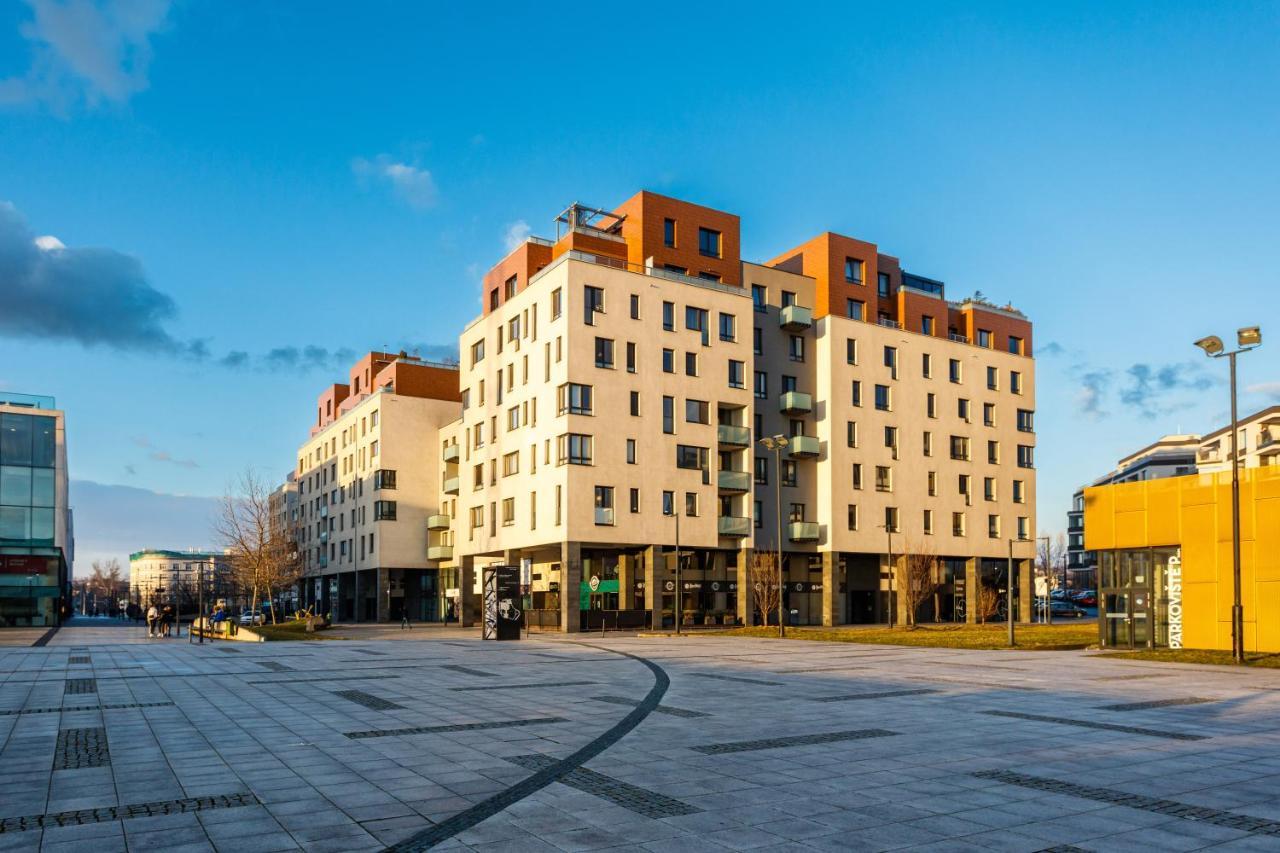 Golden Apartments Rezidence Nová Karolina II. Ostrava Esterno foto